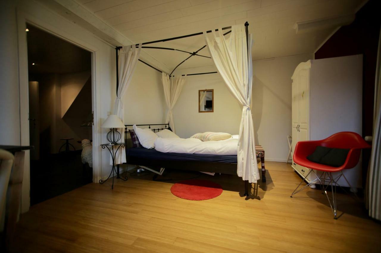 Barsy 34 Hotell Havelange Exteriör bild